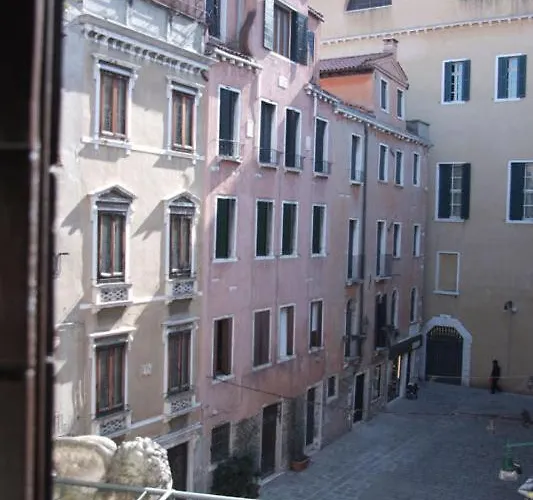 Hotell San Fantin 2*